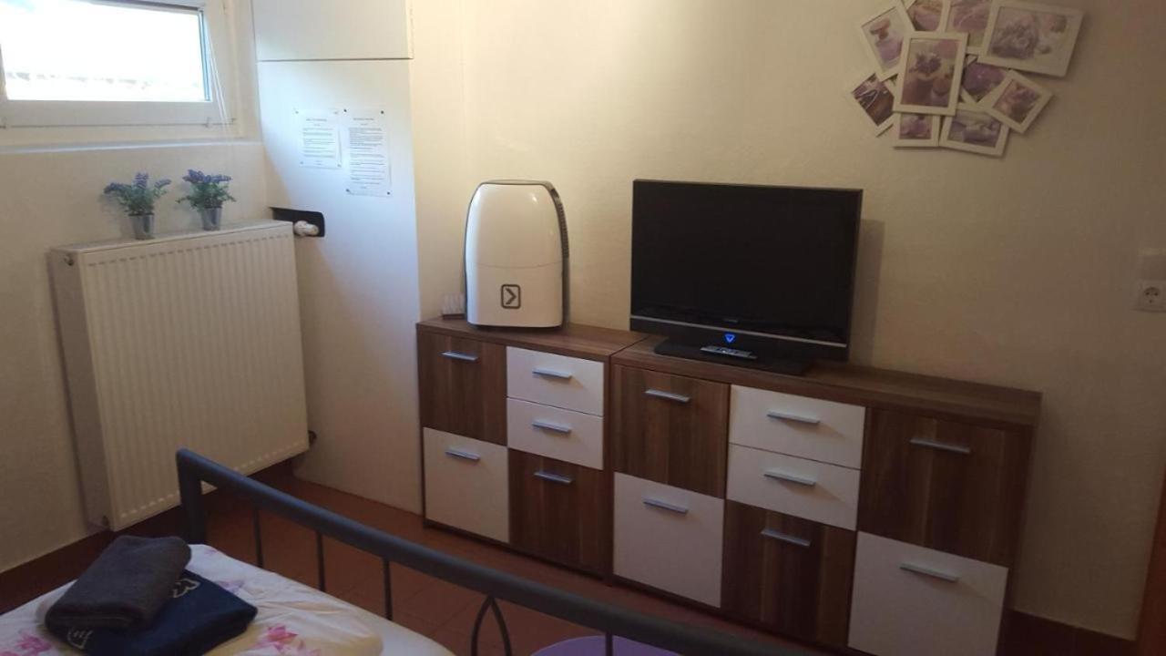 Gaestezimmer Haus Talblick 라우텐탈 외부 사진