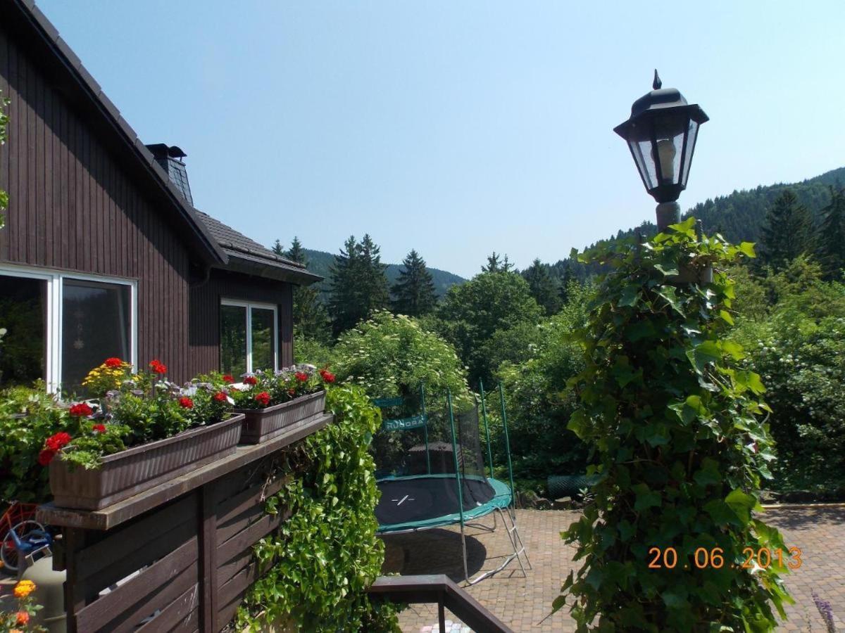 Gaestezimmer Haus Talblick 라우텐탈 외부 사진