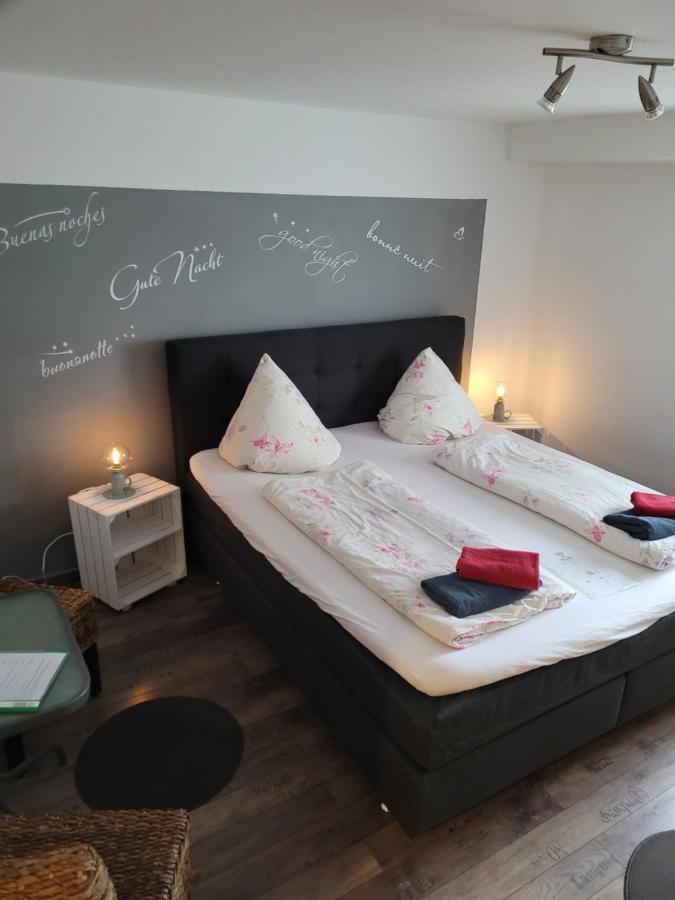 Gaestezimmer Haus Talblick 라우텐탈 외부 사진